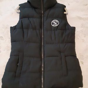 Abercrombie kids puffer vest  XL